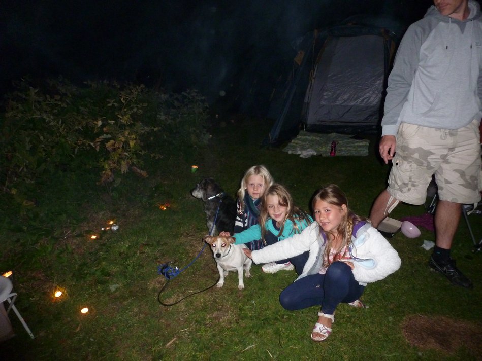 family_2012-08-31 22-38-38_camping